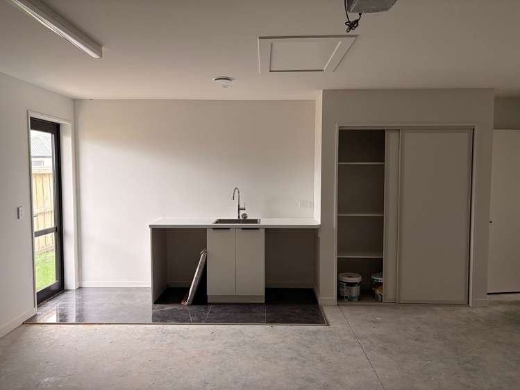 12 Vercoe Street Elgin_24