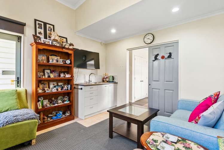 22 Kokako Rise Papakura_16