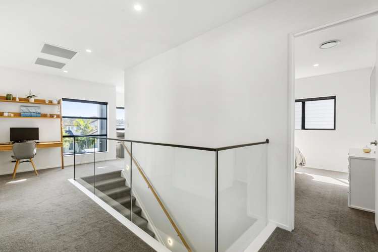 3 Lemon Grove Lane Greenhithe_13