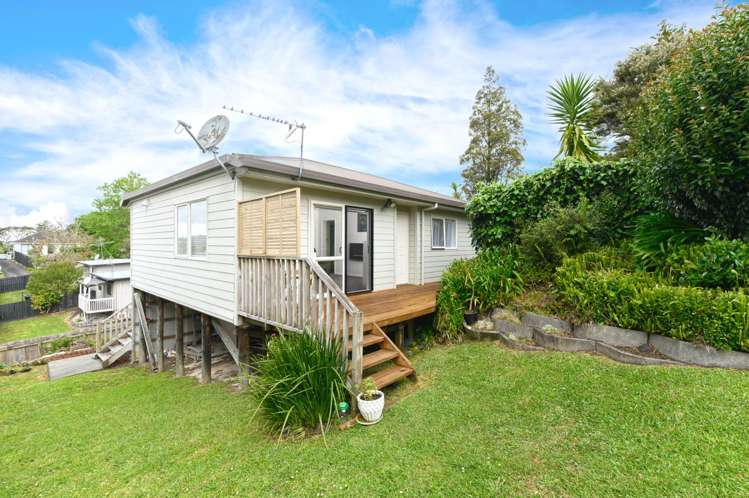 24A Ludlow Terrace Totara Vale_13