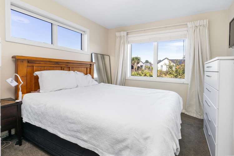 46 Carnaveron Drive Lincoln_11