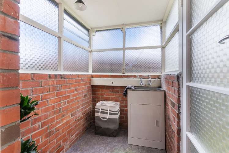 2/21 Evelyn Place Hillcrest_8