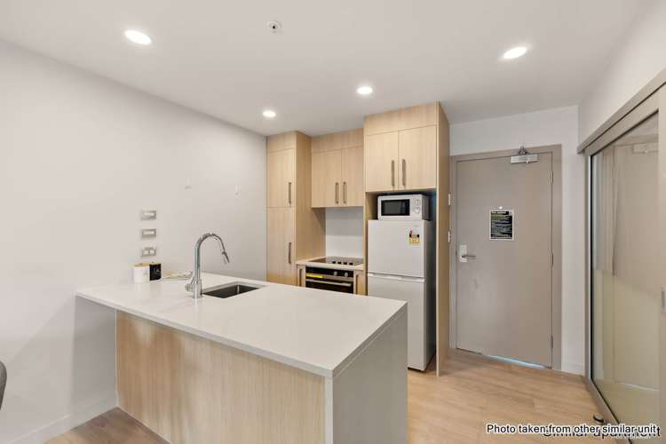 806/75 Victoria Street West City Centre_6