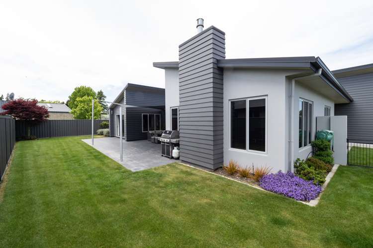 8 Somerset Grove Allenton_20