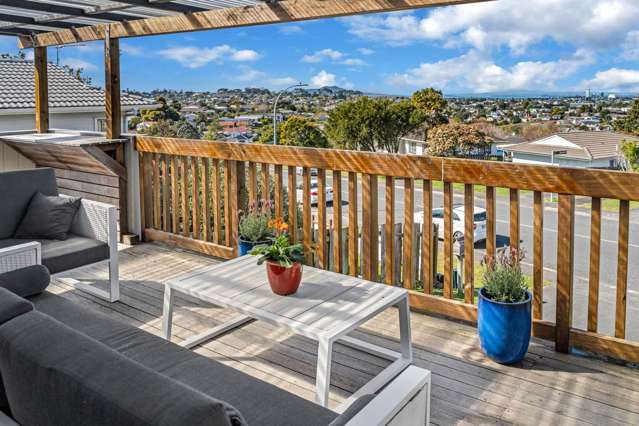 Elevated Living with Stunning Views!