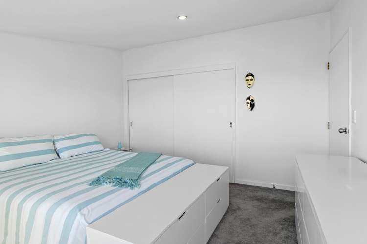 1/6 Burgess Street Sumner_11