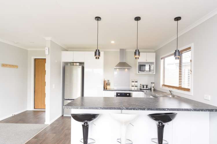 13 Wescombe Grove Feilding_8