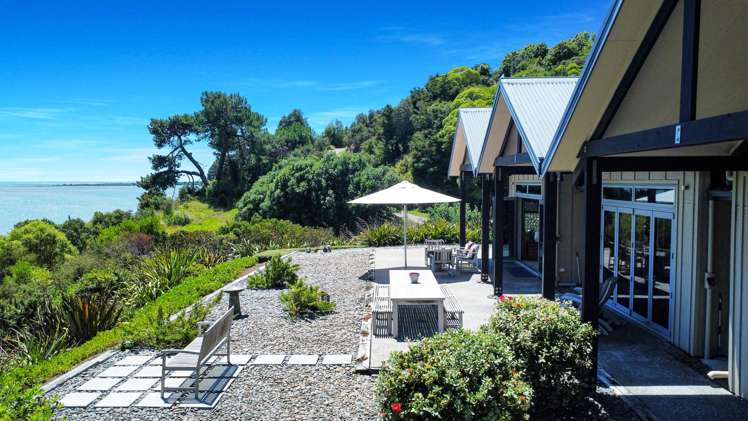 8 Ohiwa Cove Rise Opotiki_9