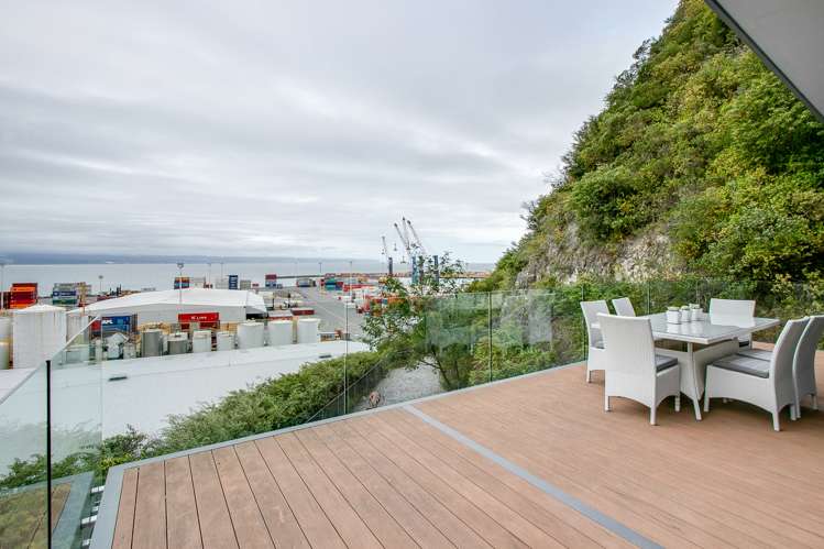 16 Hornsey Road Bluff Hill_22