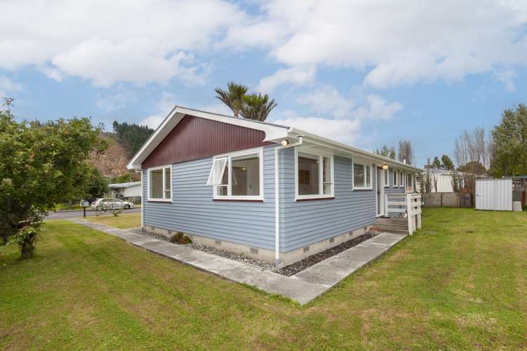 17 Buckley Grove Paraparaumu_3