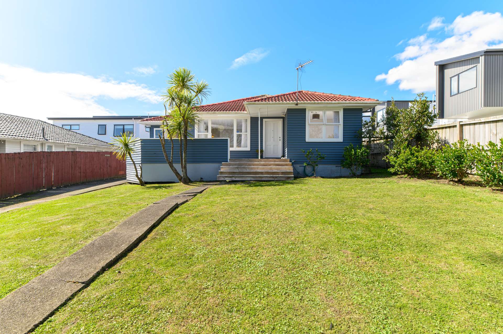 7 Larissa Avenue Henderson_0