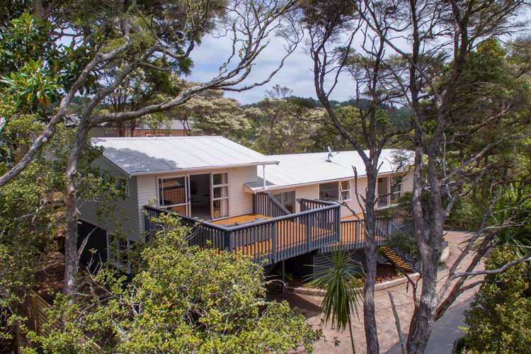 39 Woodfern Crescent Titirangi_17