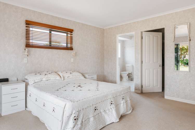 172 Pacific View Road Papamoa_17