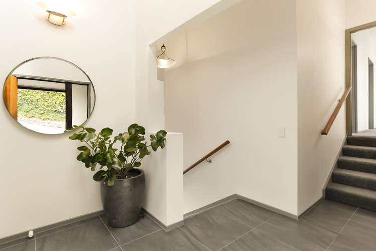 2/246 Titirangi Road Titirangi_13