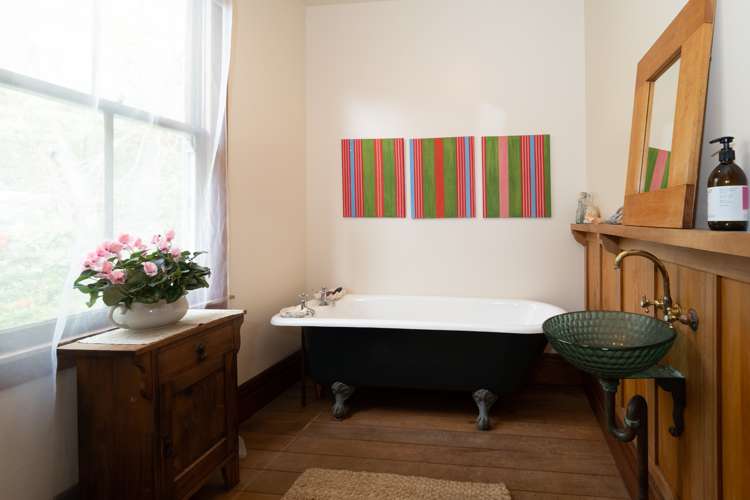 244 Racecourse Road Allenton_18