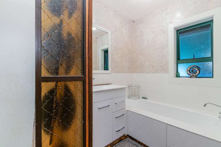 14 Salas Place Papakura_13