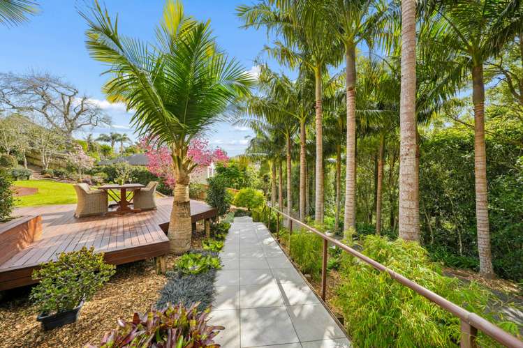 12 Oakford Park Crescent Greenhithe_4