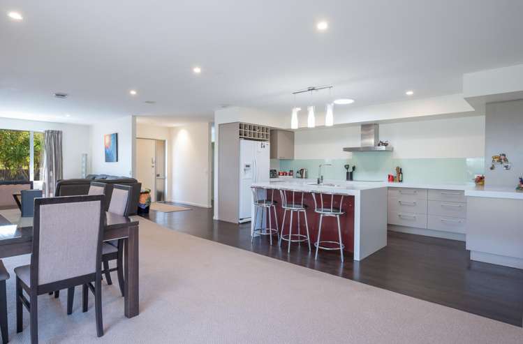 53 Covent Drive Stoke_4