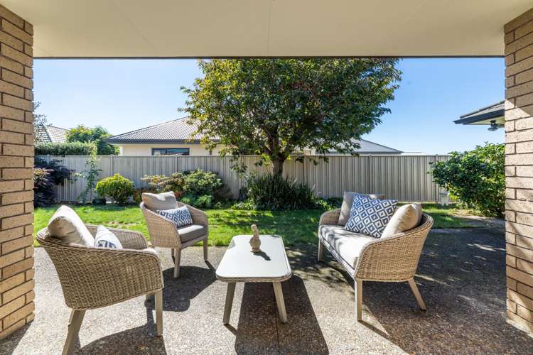 207 Frimley Oaks Frimley_6