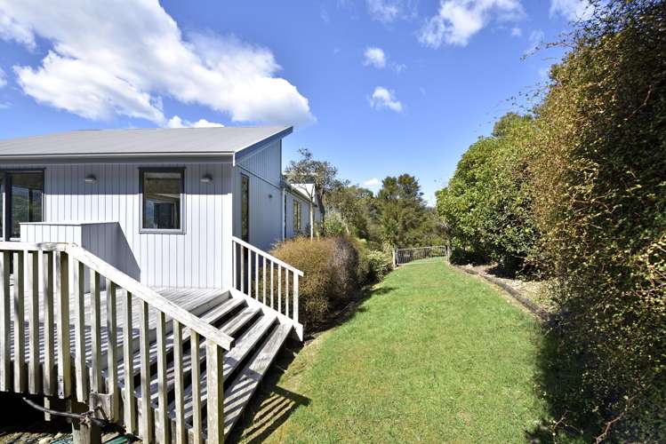 20 Worlds End Road, Tennyson Inlet Marlborough Sounds_11