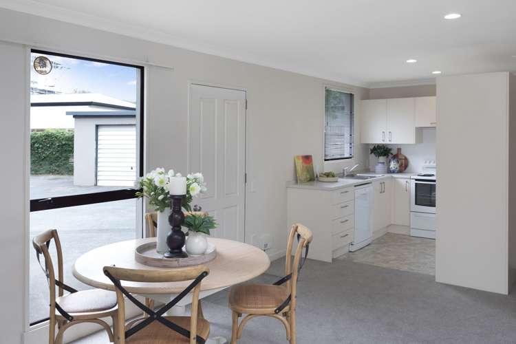 6/16 Derby Street Saint Albans_8