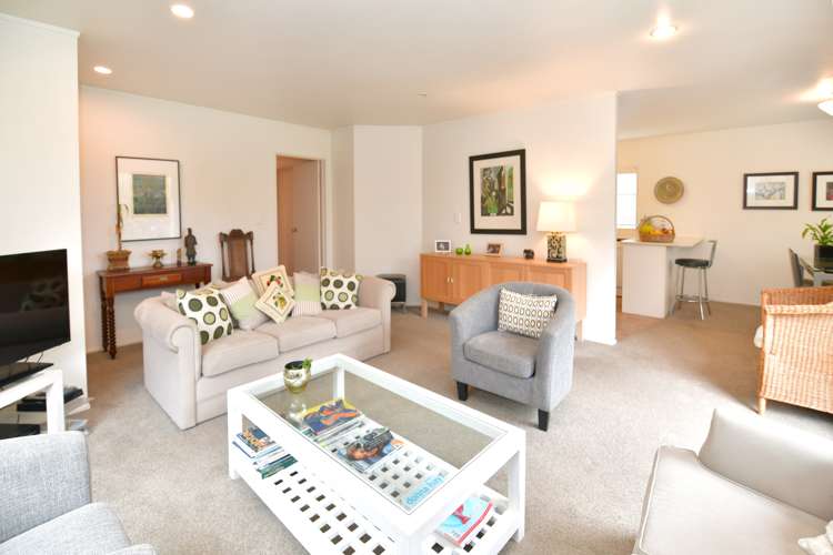 8 Chalmers Close Orewa_6