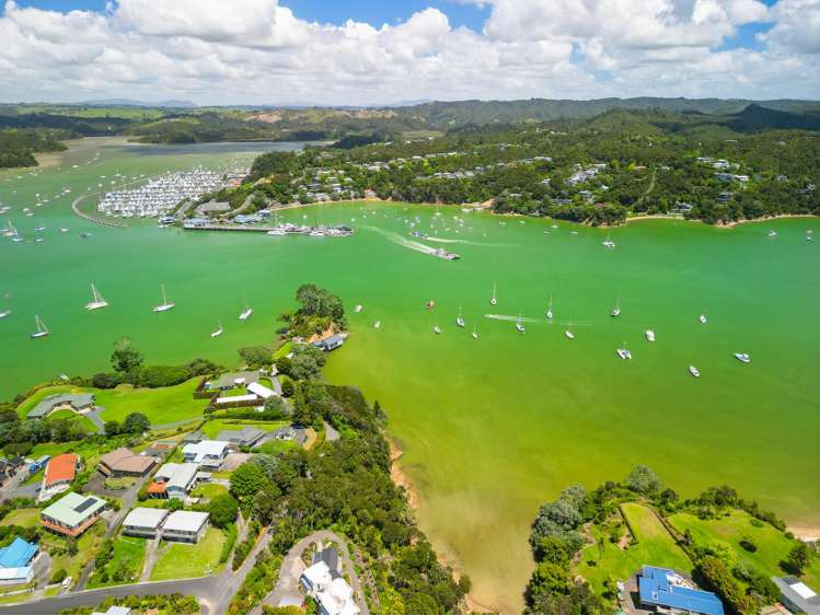 1 Deeming Road Russell_12