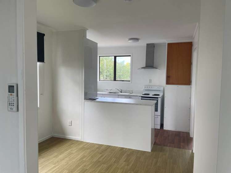 124 Solar Road Glen Eden_0