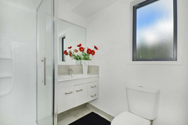 10 Rolling Stone Rise Tikipunga_7