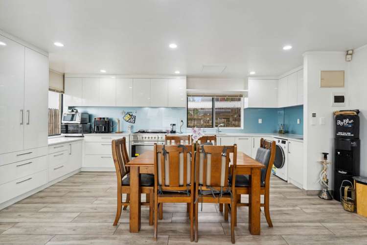 1/2 Orangewood Drive Shamrock Park_11