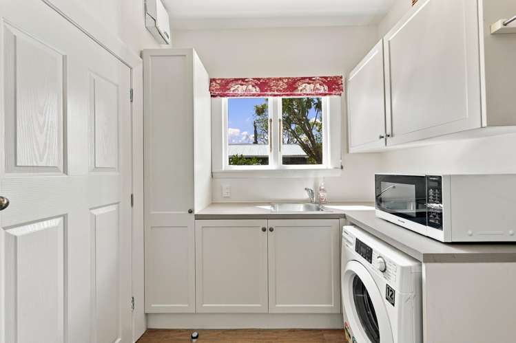 6 Cardiff Avenue Somerfield_15