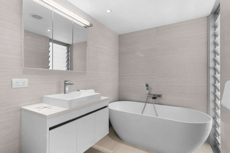 4 Breadalbane Place Langs Beach_17