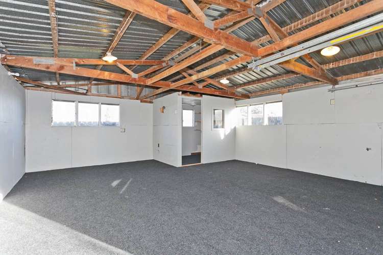 176 Mahia Road Wattle Downs_16