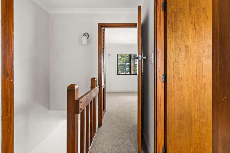 241 Marine Parade Napier South_9