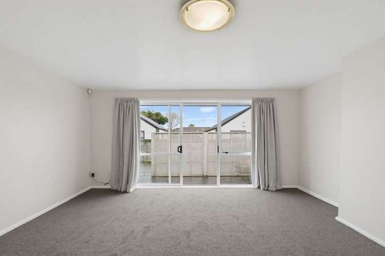 2/538 Gloucester Street Linwood_4