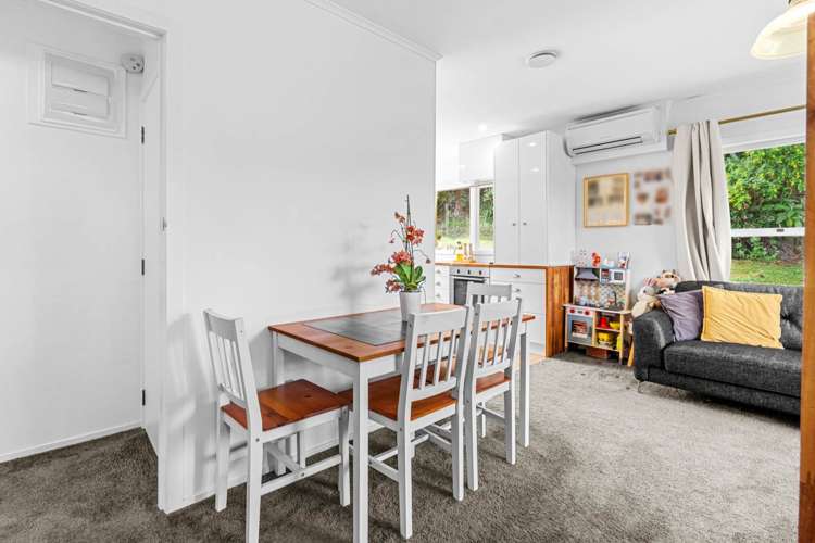 2/55 Ayton Drive Totara Vale_9