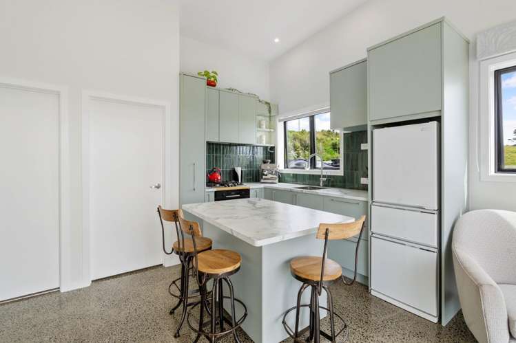 49 Honey Road Waiuku_21