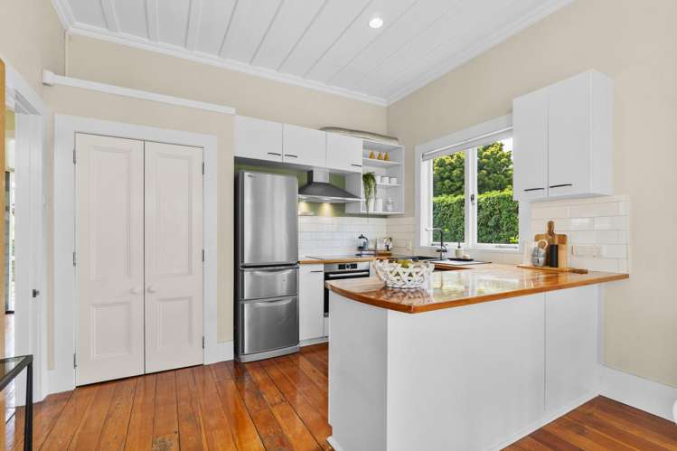 47 Kings Road Three Kings_21