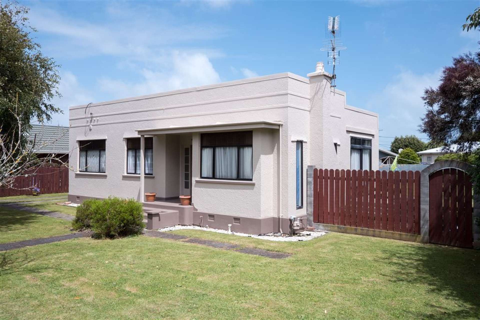 337 High Street Hawera_0