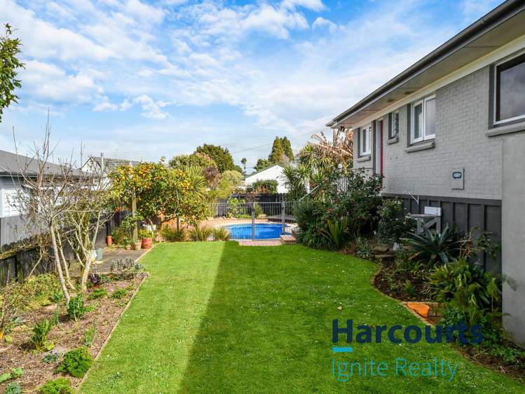 8 Youngs Road Papakura_6