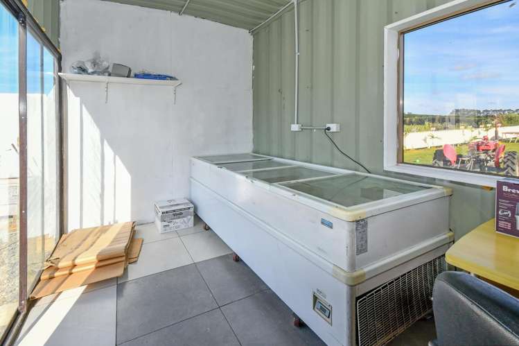 483 Glenbrook Road Kingseat_31