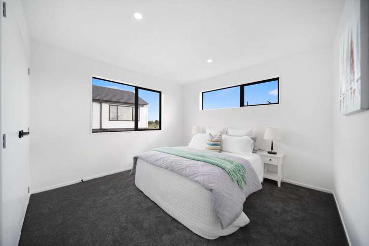 9 Korowhiti Road Clarks Beach_18