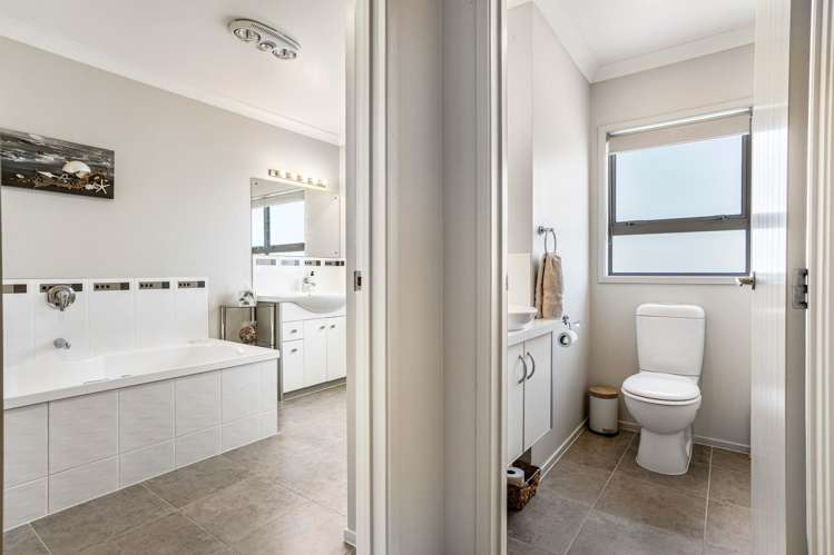 1129 Hikuai Settlement Road Pauanui_19