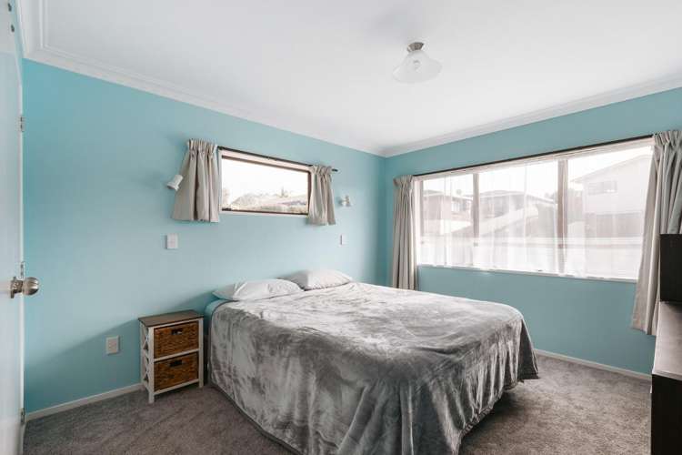 30 Heron Avenue East Matua_10