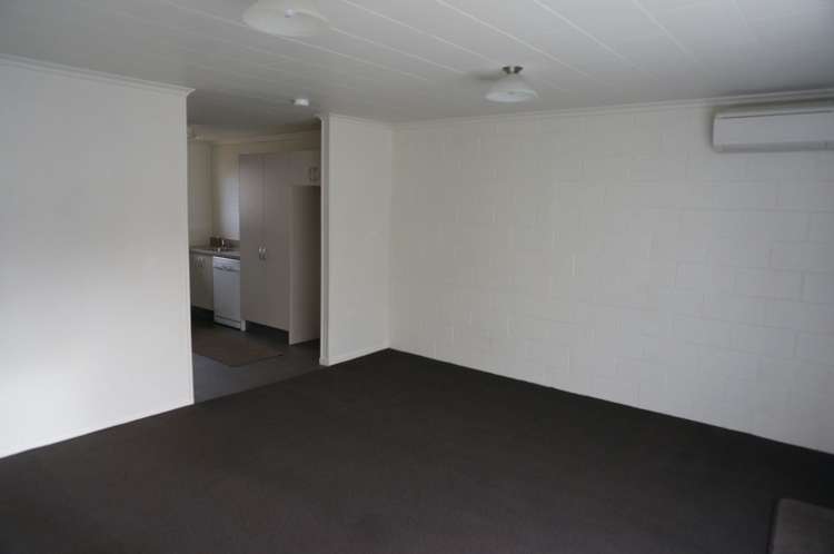 4/157 Eye Street Appleby_3