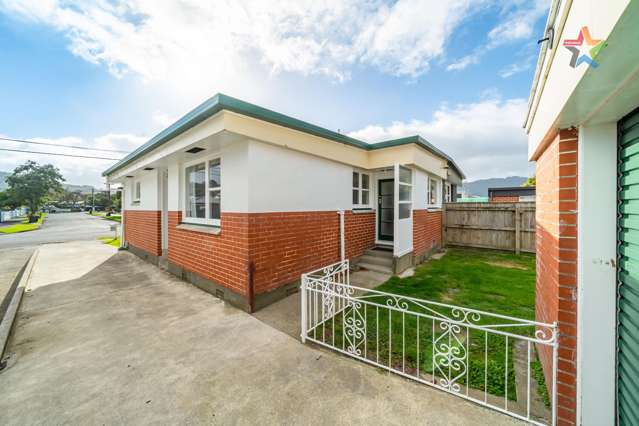 FRESHLEY RENOVATED AVALON GEM