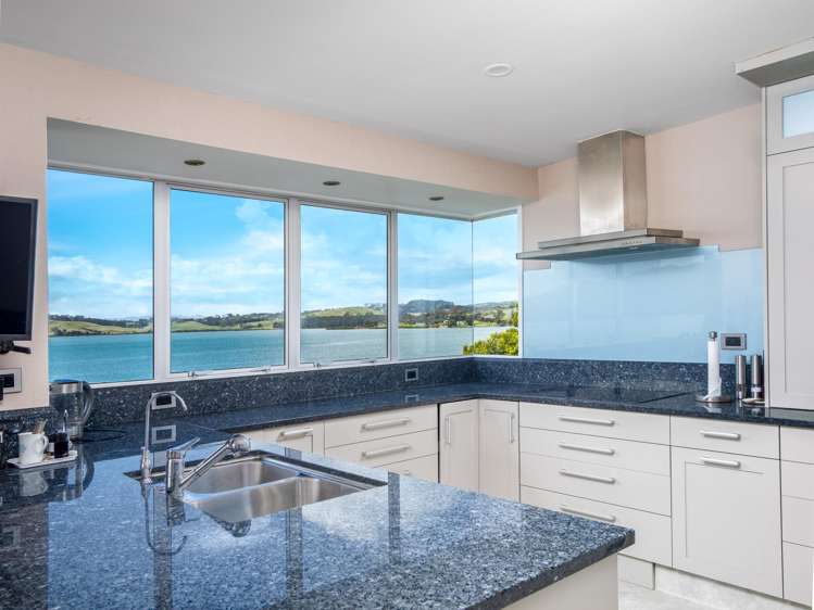 76 Waterfront Drive Mangonui_6