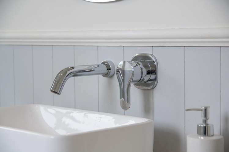 1 Karaka Street Helensville_14