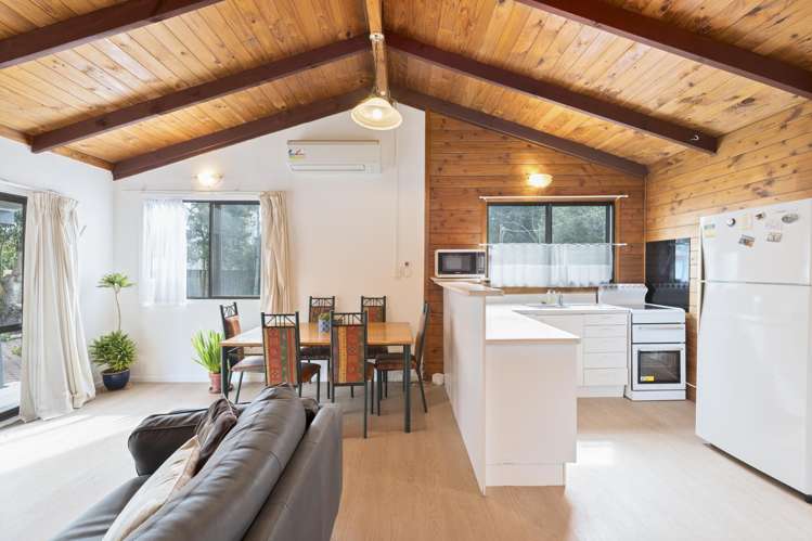 2/391 West Coast Road Glen Eden_20