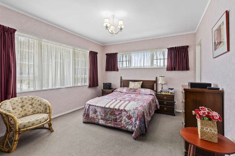 6 Balliol Drive Tawa_6